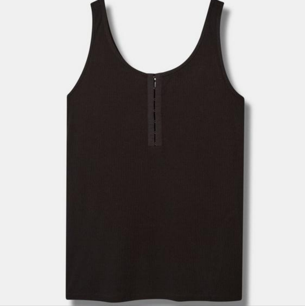 SOLD Torrid Ribbed Hook and Eye Fitted Tank Top Black sz 0 / L NWOT - Picture 3 of 5